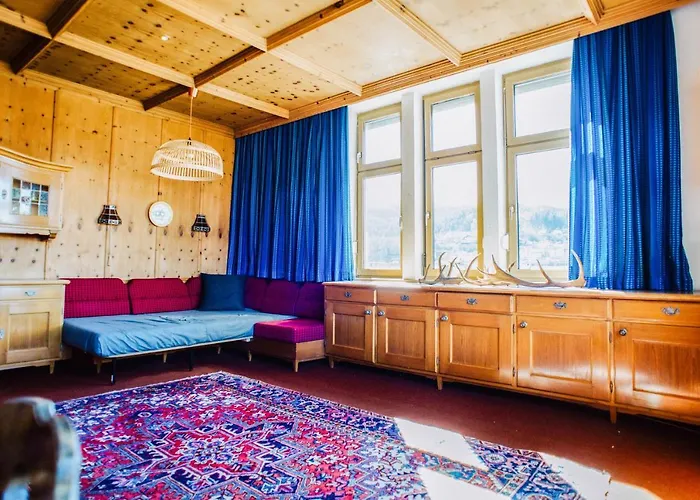 Apartment Huge Central Designer Loft With Tyrolean Touch , 160m2 *